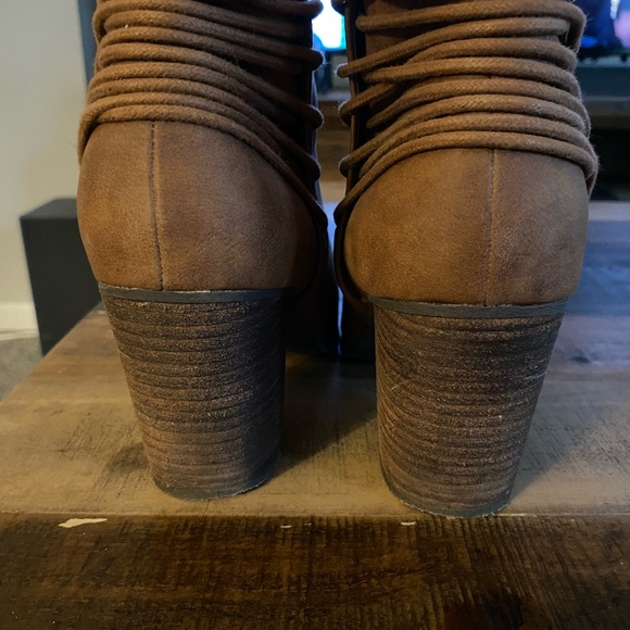 Madden Girl Dutton Ankle Boots - Picture 7 of 12